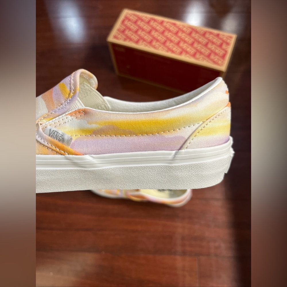 Womens 7.5 Vans Classic Slip On Festival Dream Sneaker Shoe Low Top New HALF BOX - Picture 9 of 16